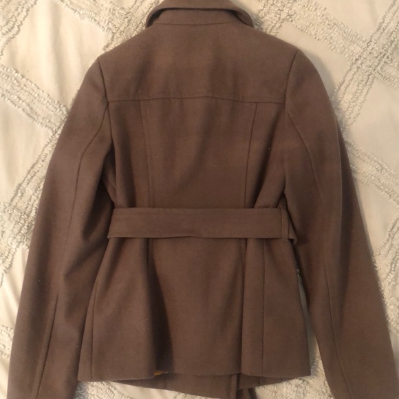 Winter ❄️ Coat 🧥 - Picture 2 of 2